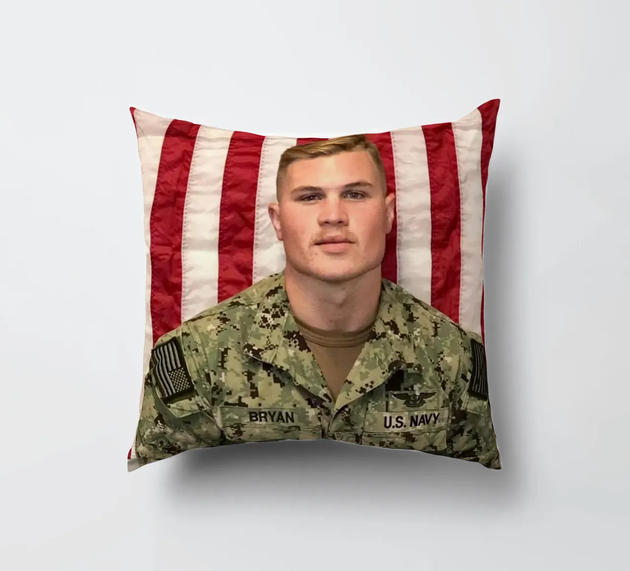 Zach Bryan cuscino da fayzelkodok