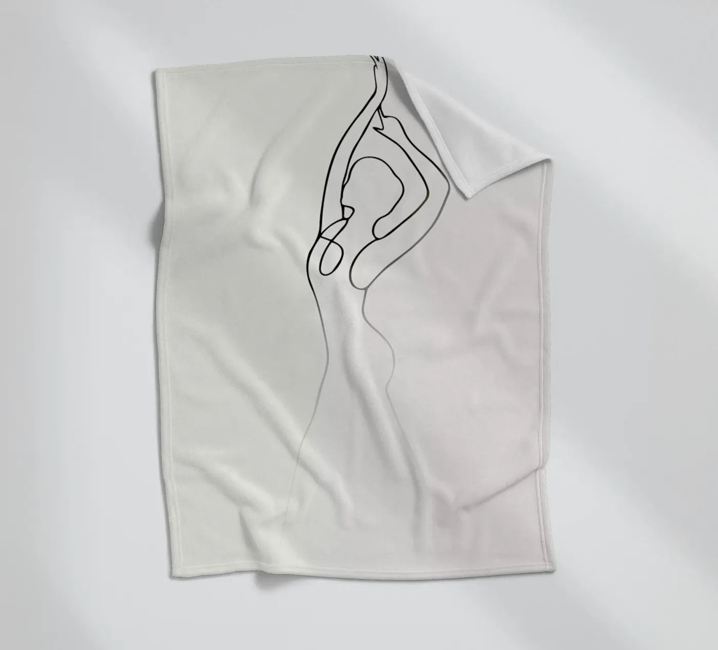 Pose 2 Fleecedecke von Graphite