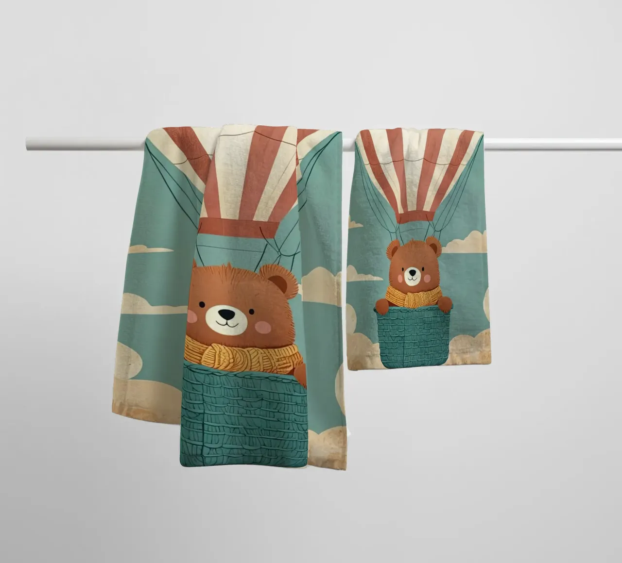 Illustrazione di un orso in mongolfiera asciugamano da bagno da BABY ART PRINTS