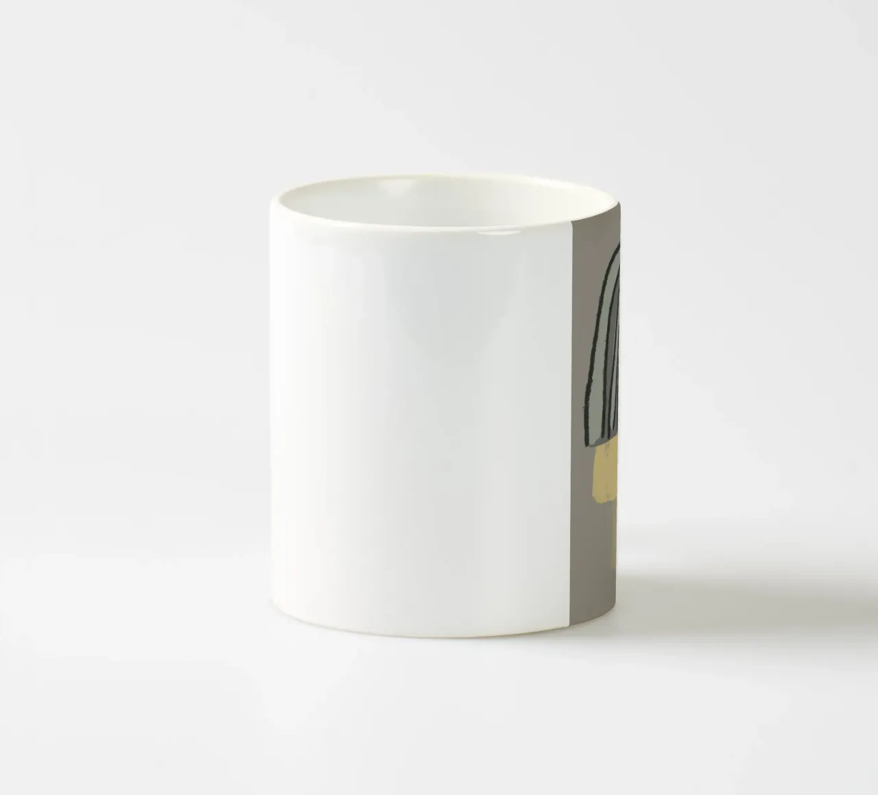 Organic and geometric shapes in green and yellow tazza in ceramica da Imaginative