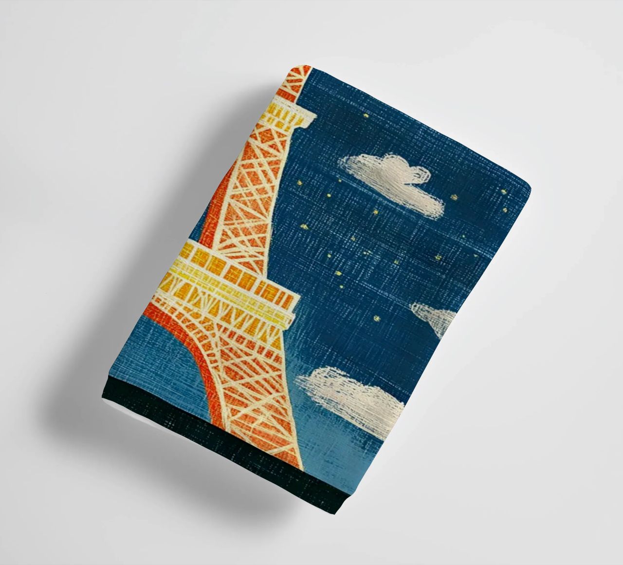 Torre Eiffel di notte asciugamano da bagno da Curious Canvas