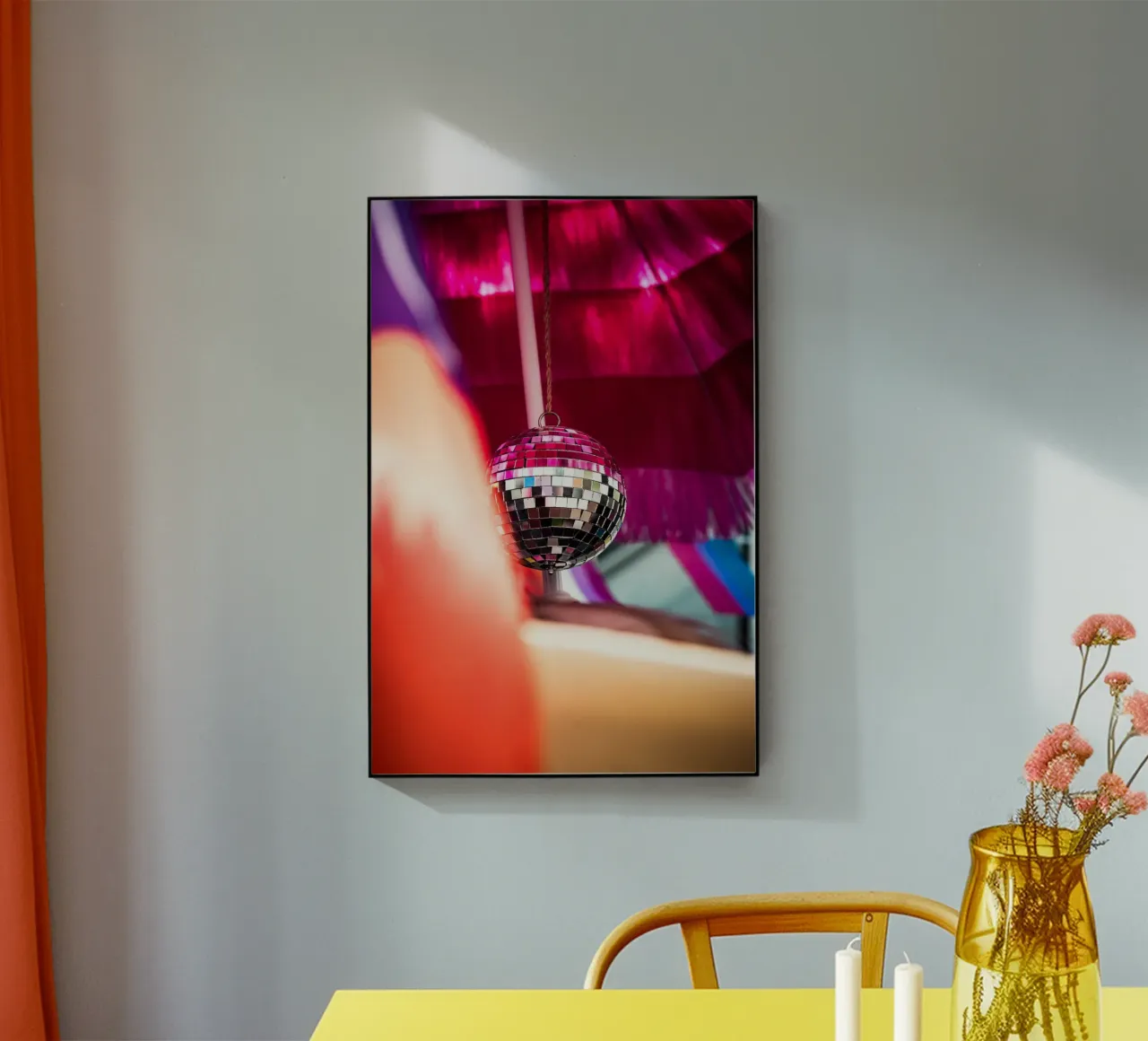 Disco acryl van Flo Klein