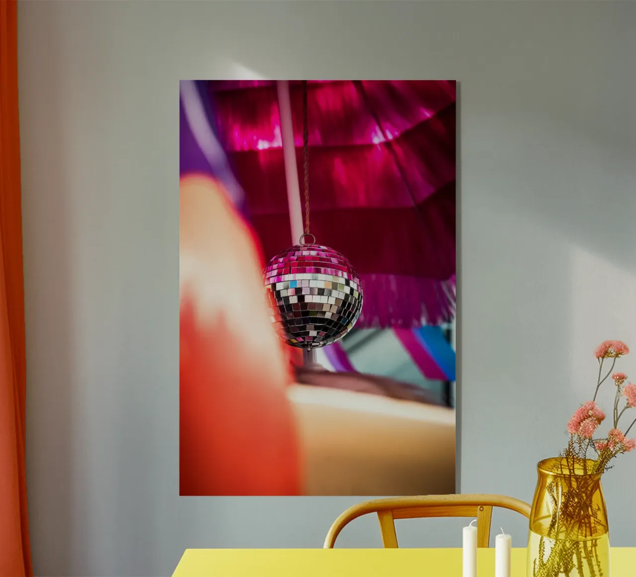 Disco acryl van Flo Klein