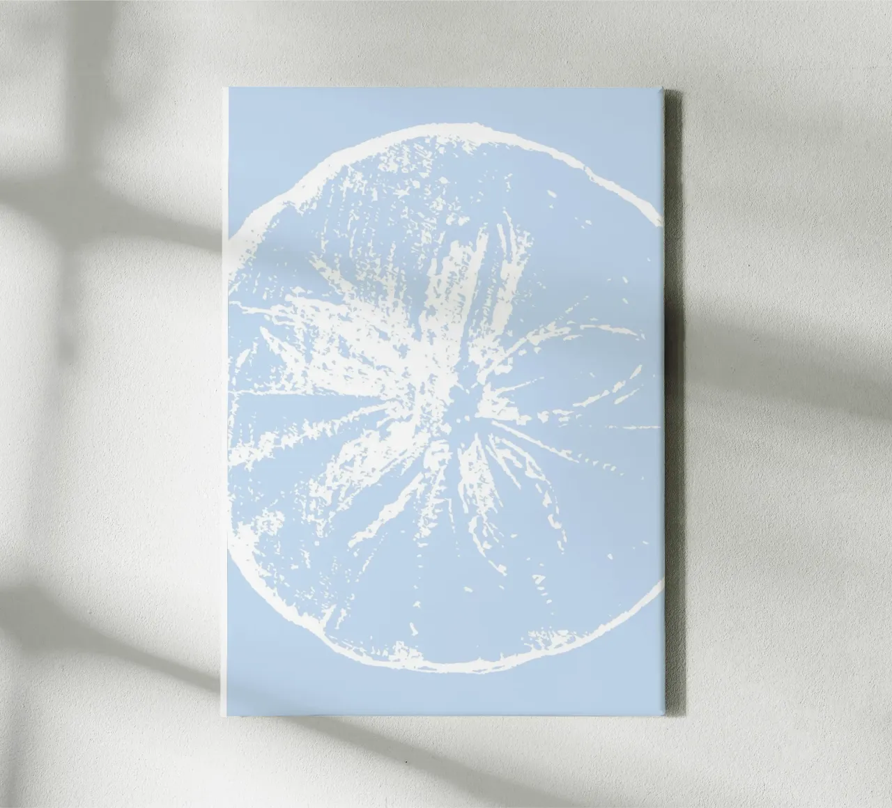 Abstracte Citrusvruchtendruk - Pastelblauw Esthetisch, Modern canvas met Baklijst van ClubArt