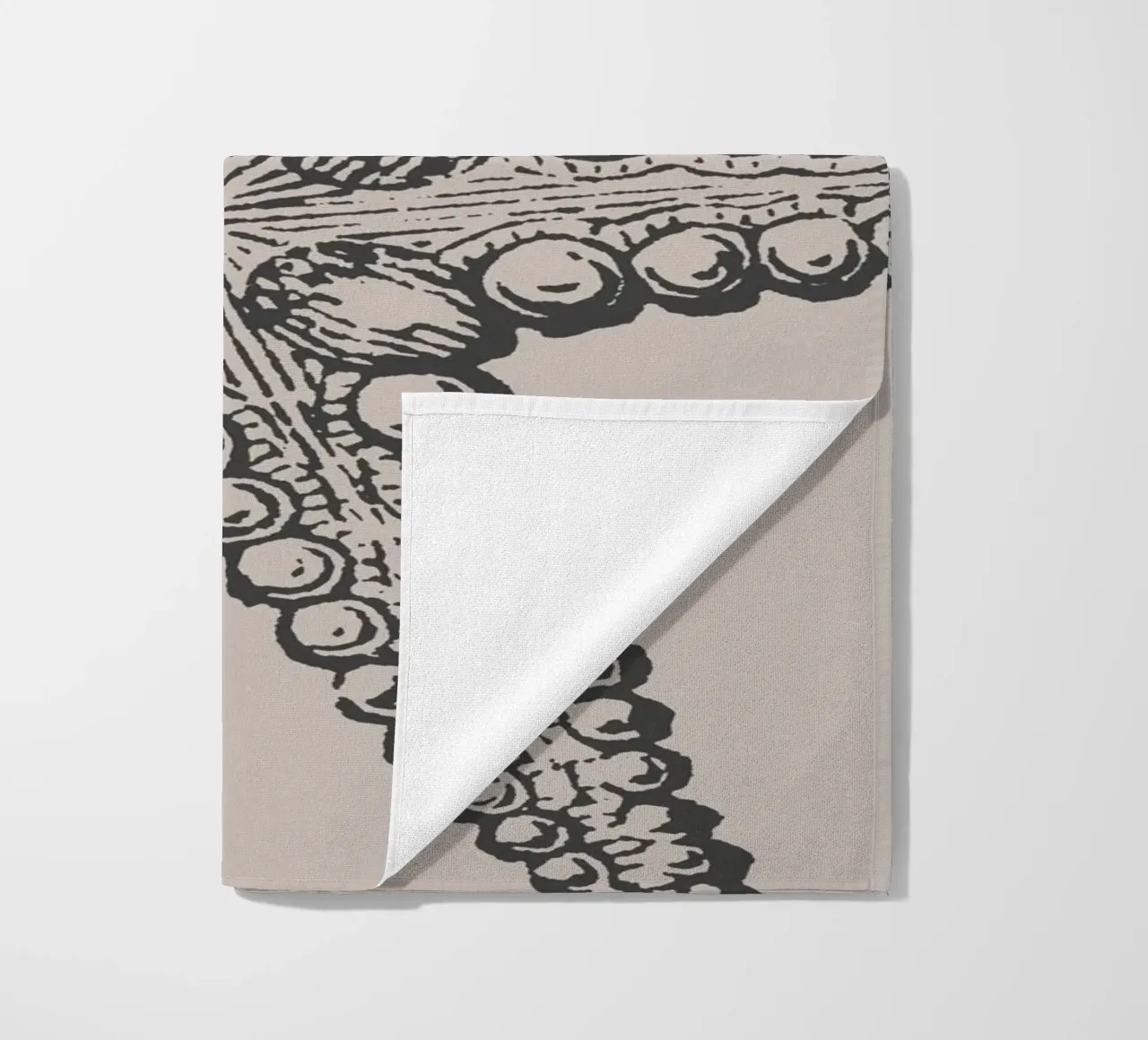 Gedetailleerde zeester Print - Aardetinten, Modern Zeeleven A strandhanddoek van ClubArt