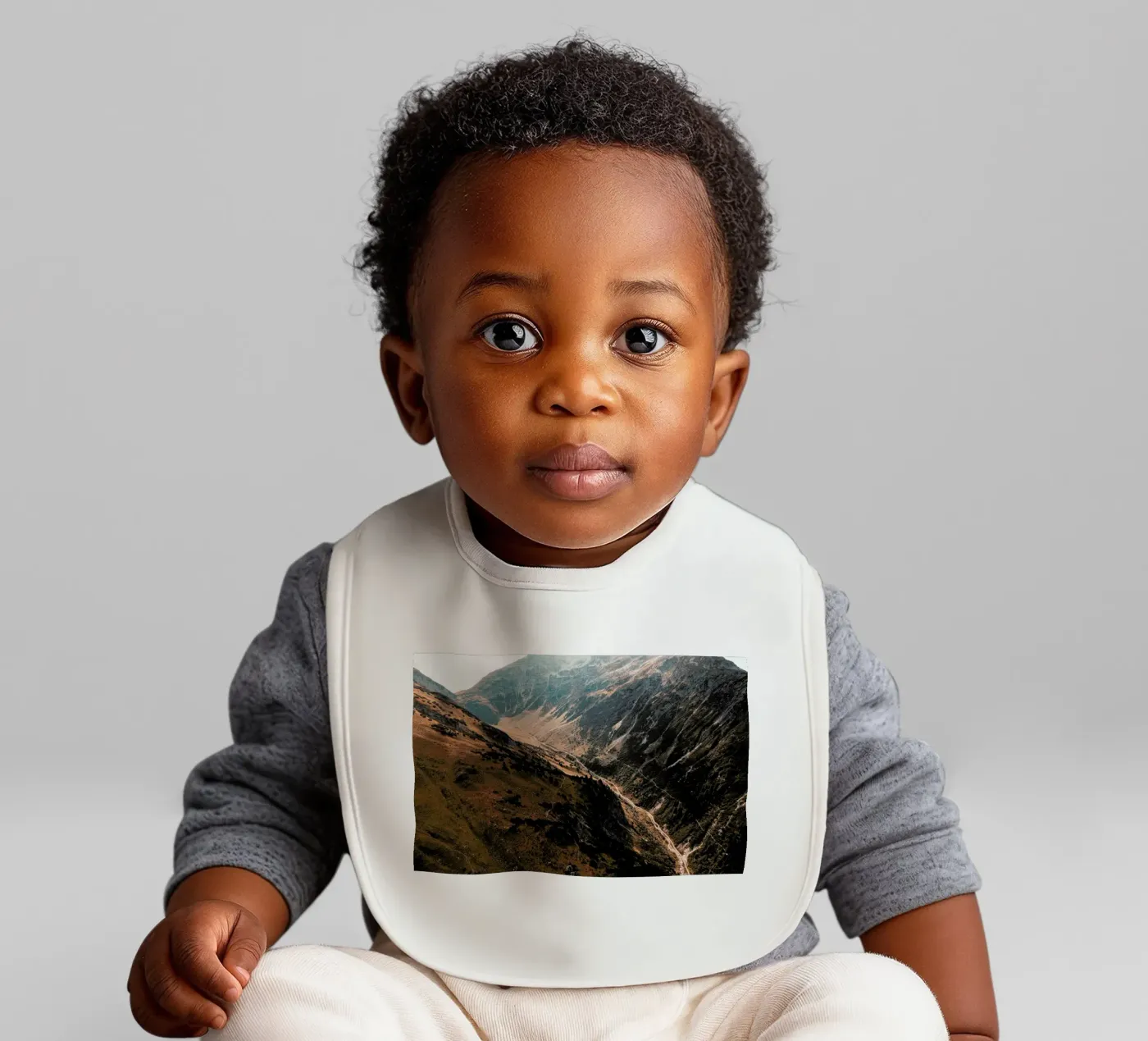 Unknown Planet Babylätzchen von Sebastian Hilgetag