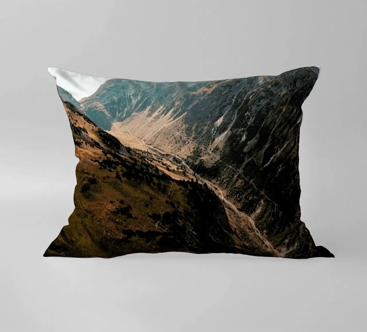 Unknown Planet cuscino da Sebastian Hilgetag