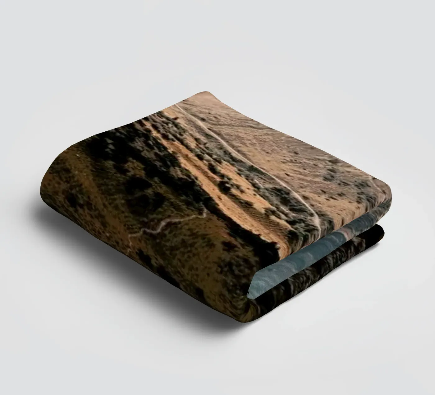 Unknown Planet badhanddoek van Sebastian Hilgetag