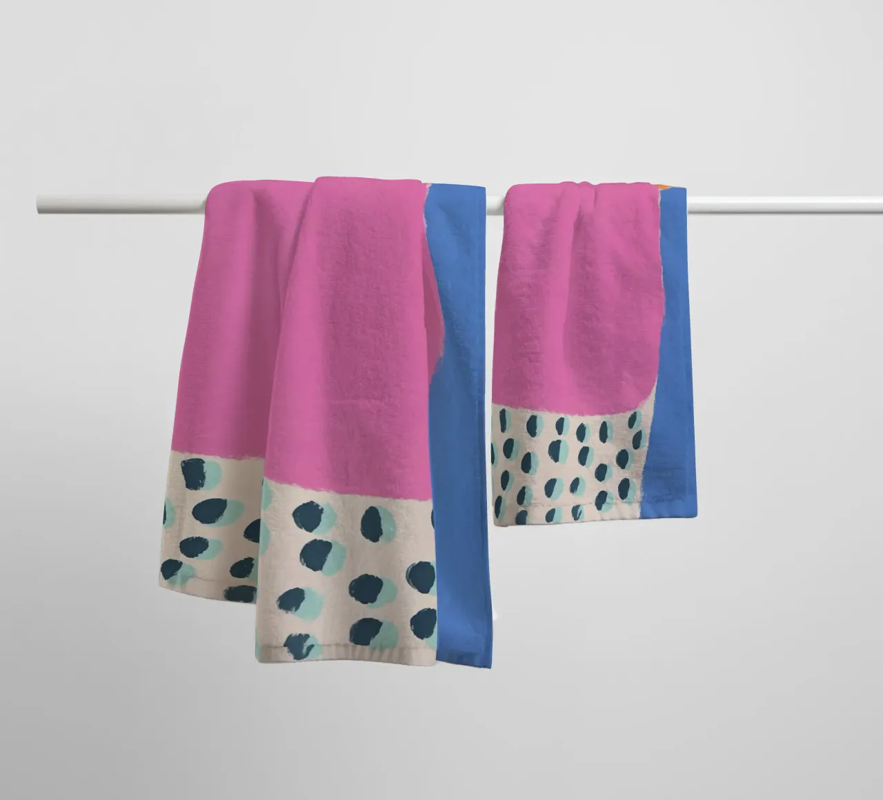 Levendige zomerblobs badhanddoek van Carinaprint