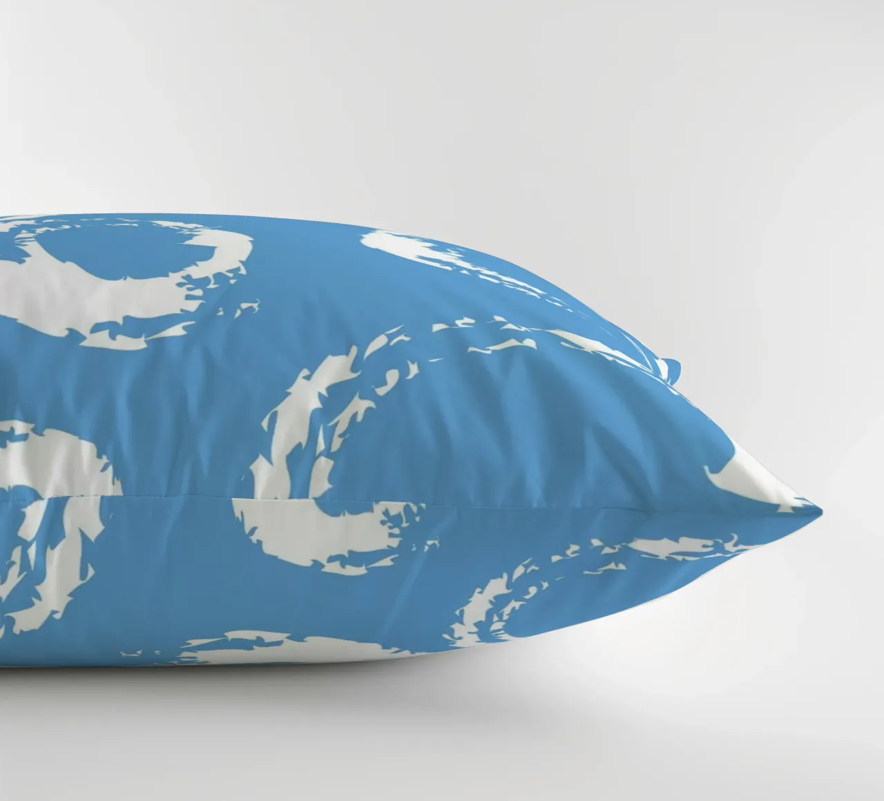 Abstract Blue Circles Print - Modern Minimalist, Coastal Vib decorative cushion by ClubArt