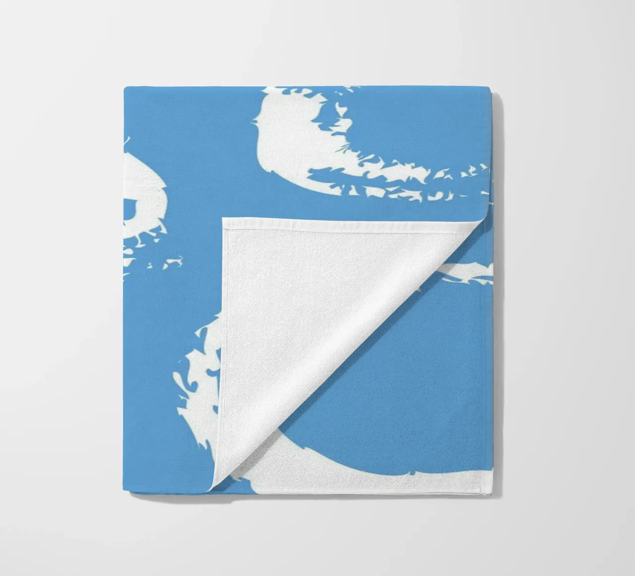 Abstract Blue Circles Print - Modern Minimalist, Coastal Vib beach towel by ClubArt