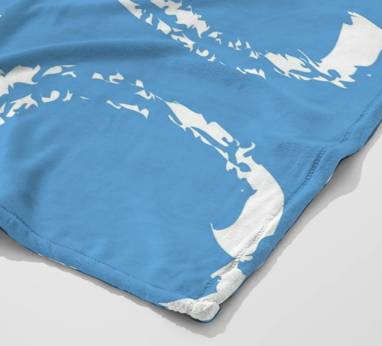 Abstract Blue Circles Print - Modern Minimalist, Coastal Vib fleece blanket by ClubArt