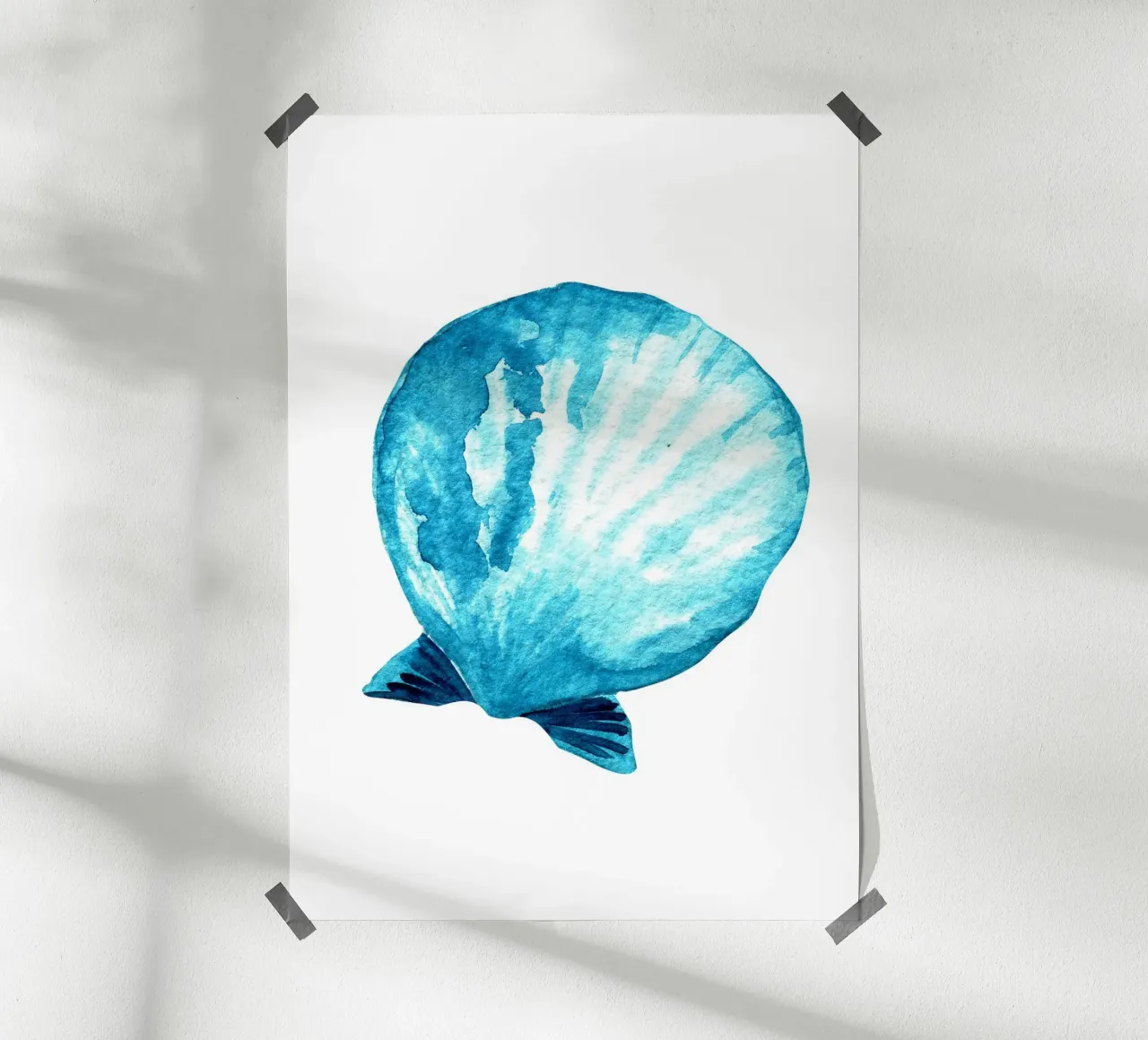 Blaue Jakobsmuschel Aquarell - Kunst am Meer, Ozean Home Deco Poster mit Kunststoffrahmen von ClubArt
