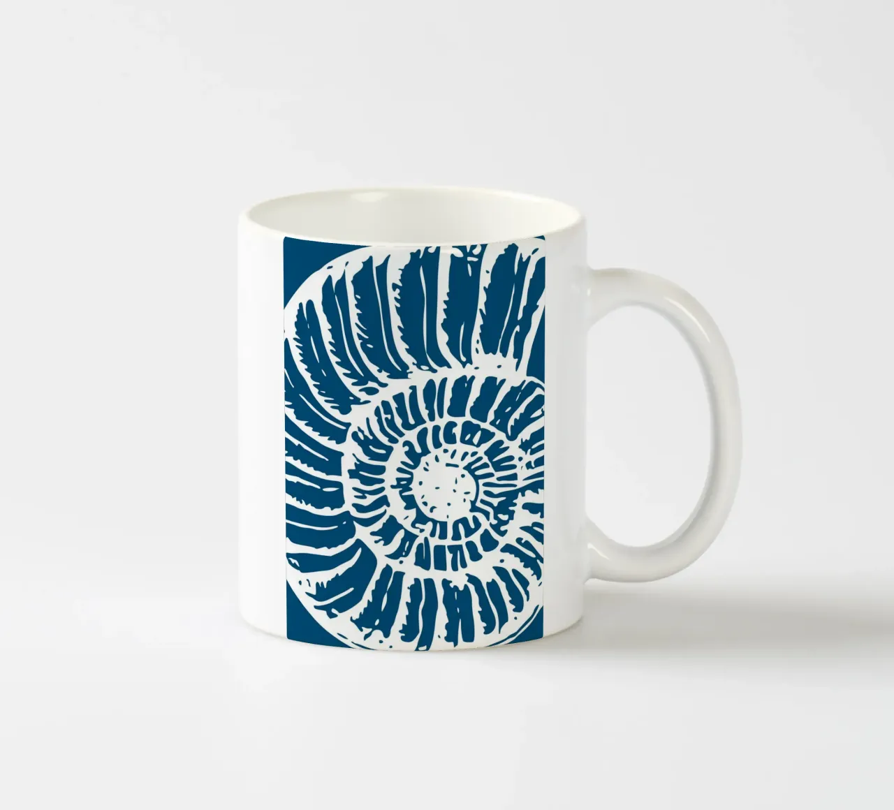 Ammoniet Fossiel Print - Nautisch Blauw, Oude Oceaan Kunst keramische mok van ClubArt