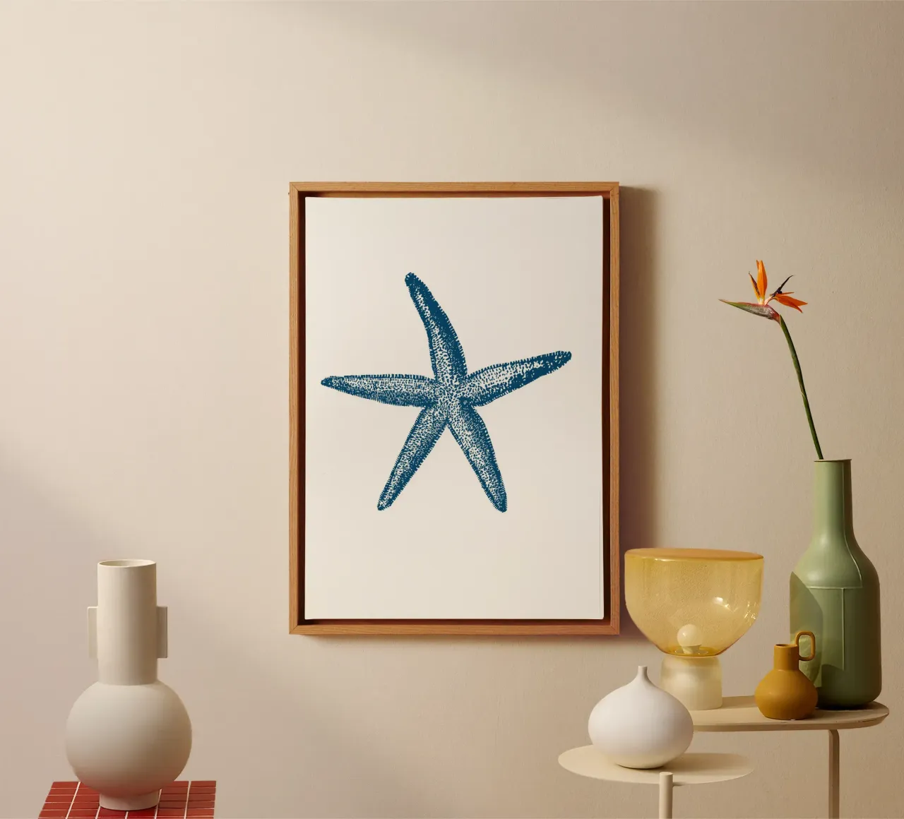 Print van gestructureerde blauwe zeesterren - Nautisch, Kustzeekunst canvas met Baklijst van ClubArt