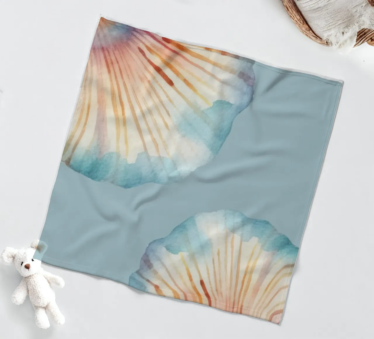 Pastell Jakobsmuschel Aquarell - Küstenkunst, Mermaidcore D Fleecedecke von ClubArt