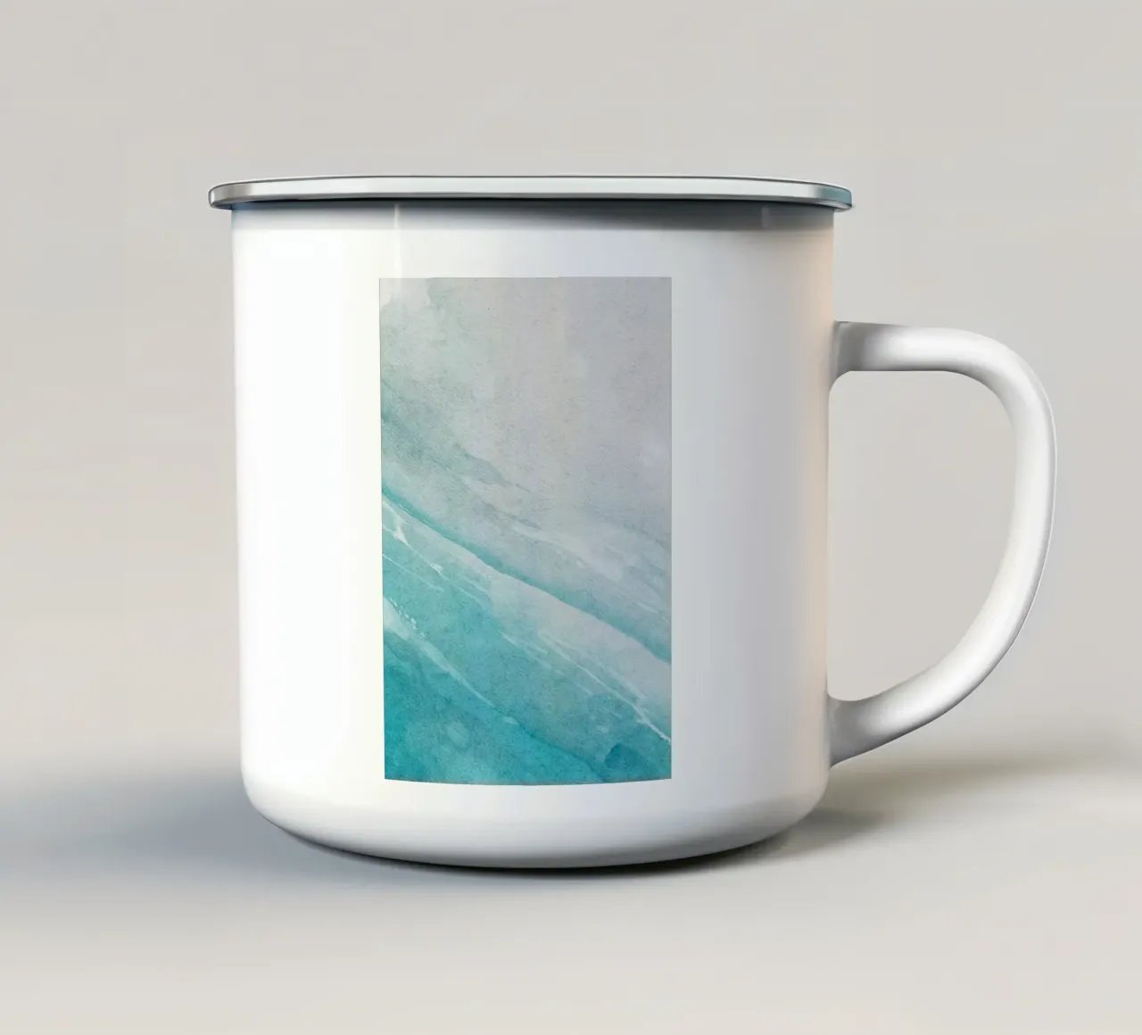 Acquerello astratto sull'oceano - Gradiente blu costiero, Ar... tazza in smalto da ClubArt