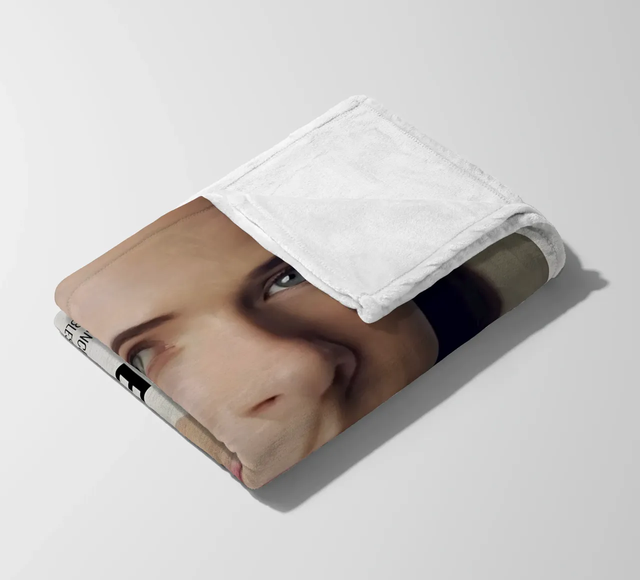 ELENA SKYE coperta in pile da MVFminimalist