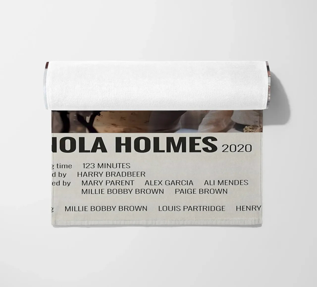ENOLA HOLMES 2020 telo mare da MVFminimalist