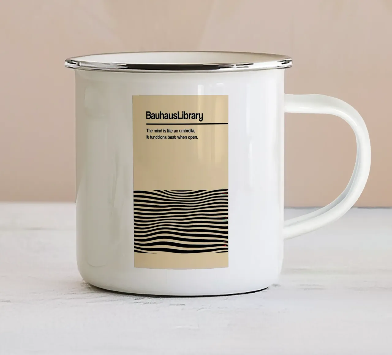 Bauhaus tazza in smalto da Brooke
