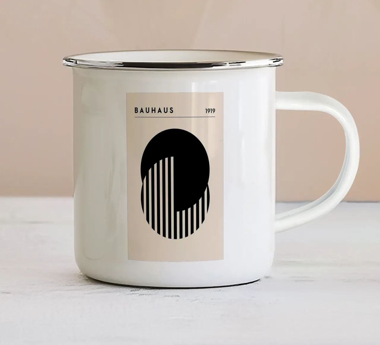 Bauhaus tazza in smalto da Brooke