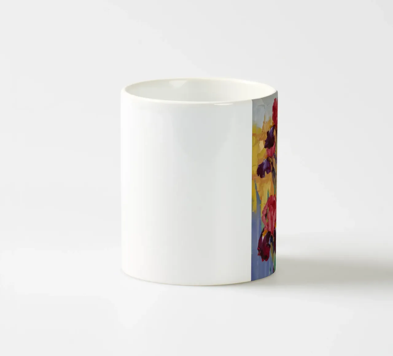 L'audace maestosità degli iris tazza in ceramica da Celestial Harmony