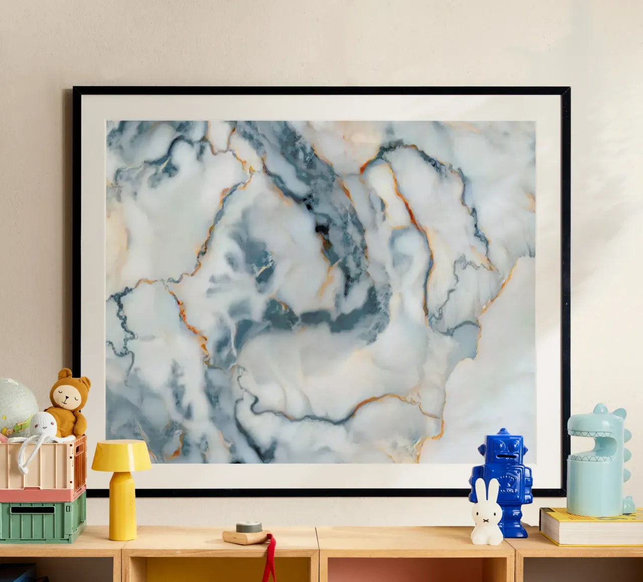 Romania Marble Map poster con telaio in plastica da Octavian