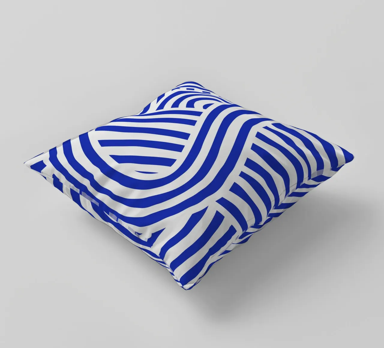 Striscia astratta bianca e blu oltremare cuscino da Little Dean