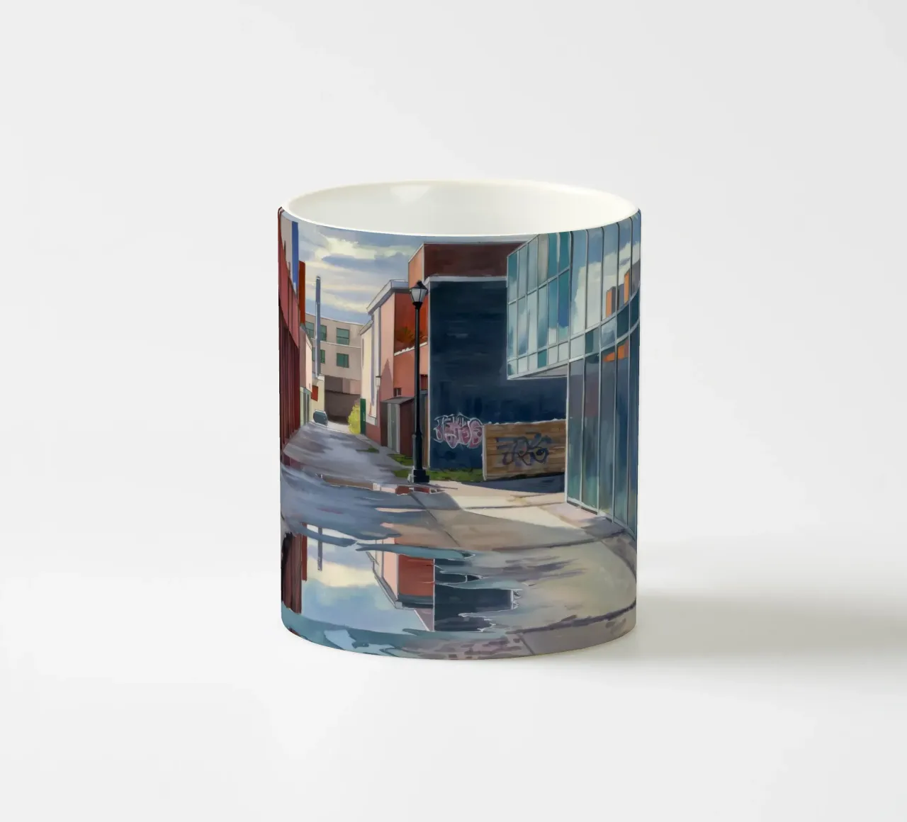 Réflexions sur les flaques d'eau dans les allées mug en céramique de Opal Strokes