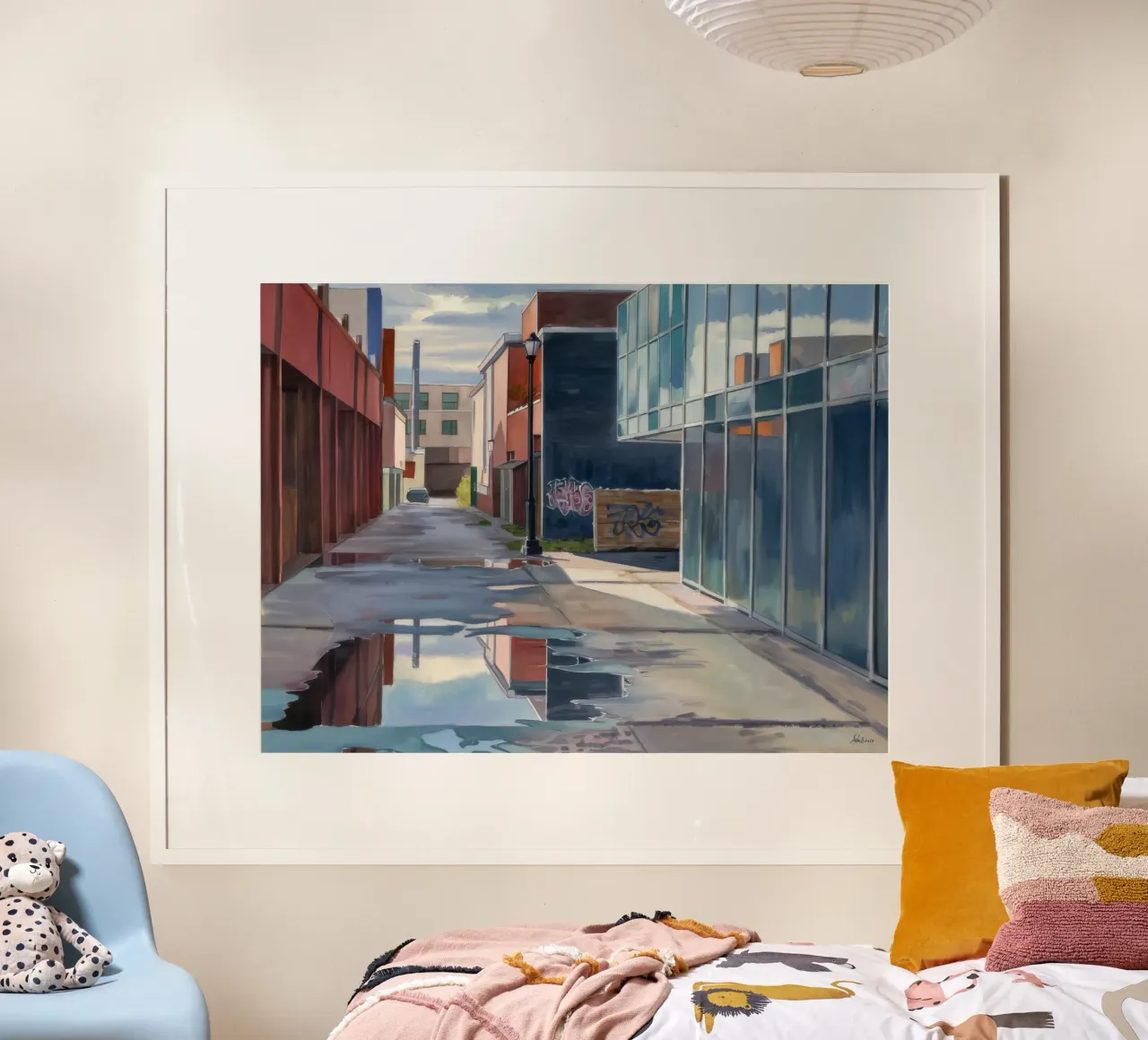 Riflessioni sulle pozzanghere del vicolo poster da Opal Strokes