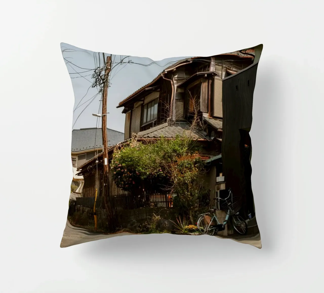 Periferia di Kamakura, Giappone cuscino da Marcel Bisig