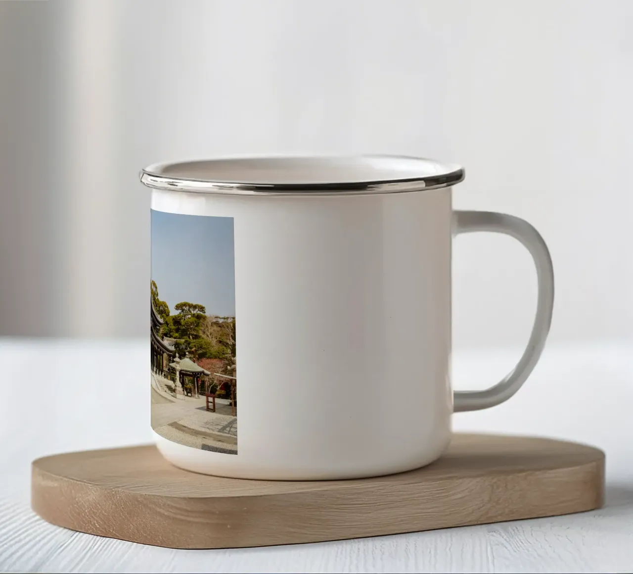 Tempio di Kamakura, Giappone tazza in smalto da Marcel Bisig