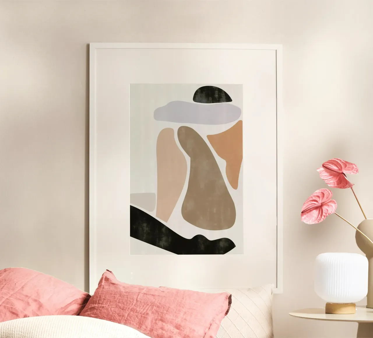 One Black Stocking poster con telaio in legno da Kit Agar