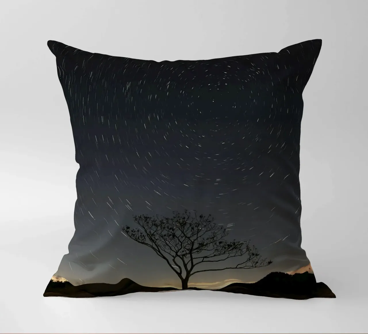 Silhouette Baum Timelapse Kissen von space words