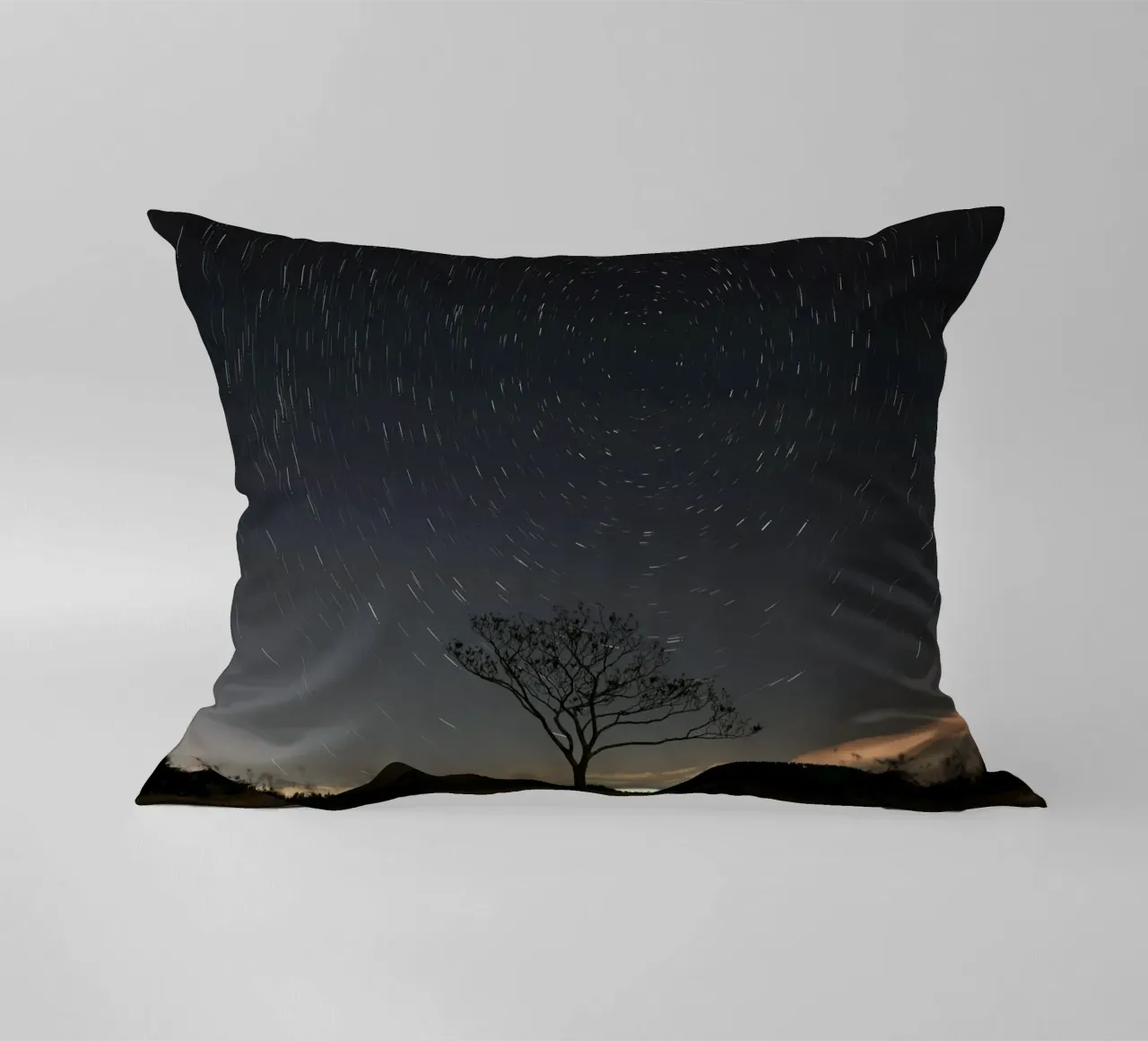Silhouette Baum Timelapse Kissen von space words