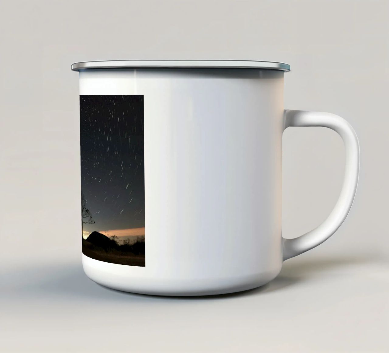 silhouette albero in timelapse tazza in smalto da space words