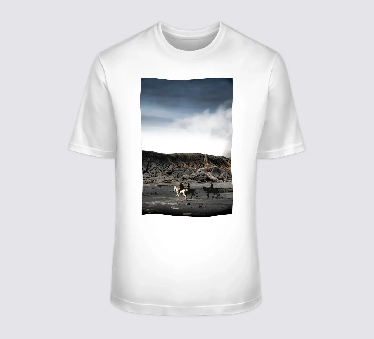 cavalli cavalieri sulla valle t-shirt da Horsire
