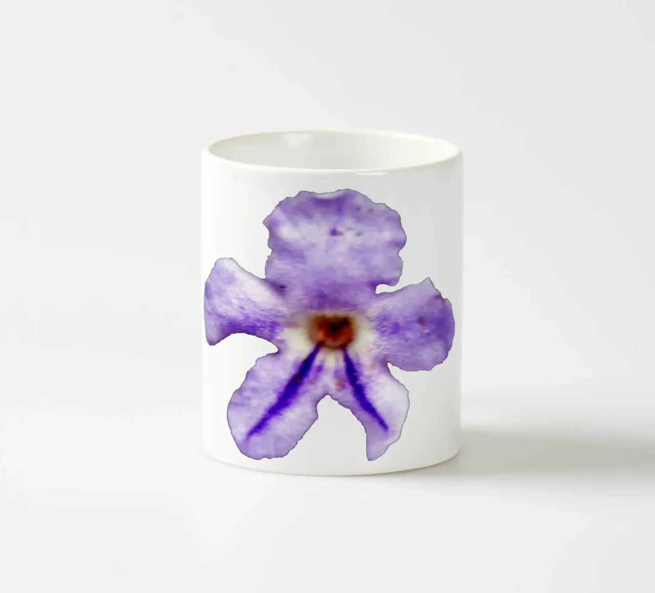 Fiore macro tazza in ceramica da Bold Blooms