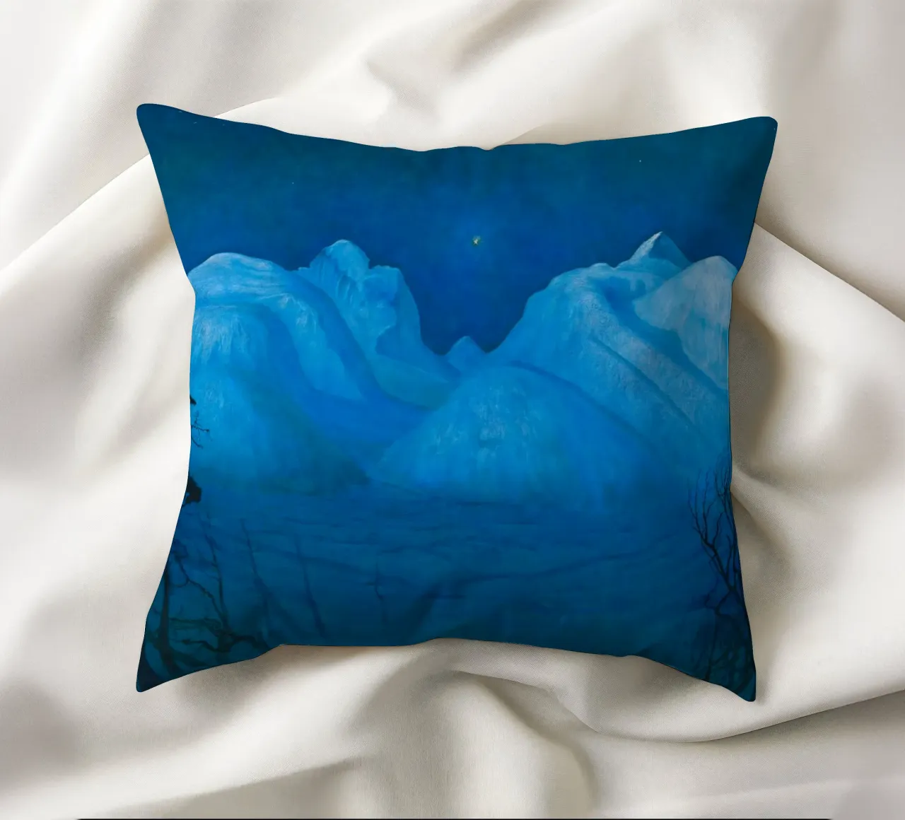 Notte d'inverno in montagna di Harald Sohlberg cuscino da Venus Art