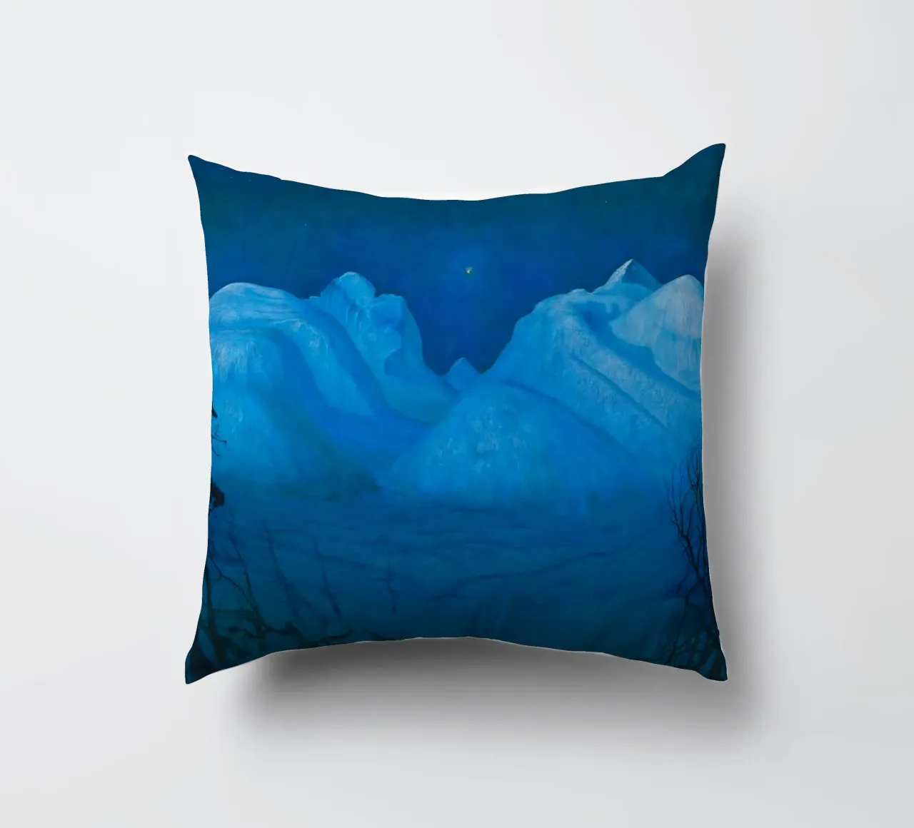 Notte d'inverno in montagna di Harald Sohlberg cuscino da Venus Art