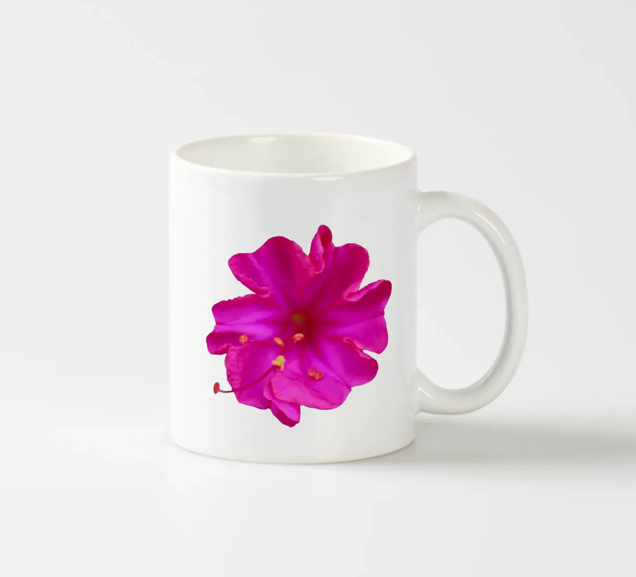 Fiore macro tazza in ceramica da Bold Blooms