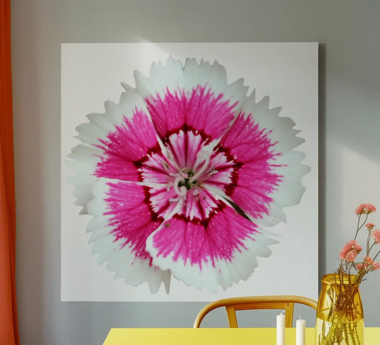 Fiore macro tela con Cornice a cassetta da Bold Blooms