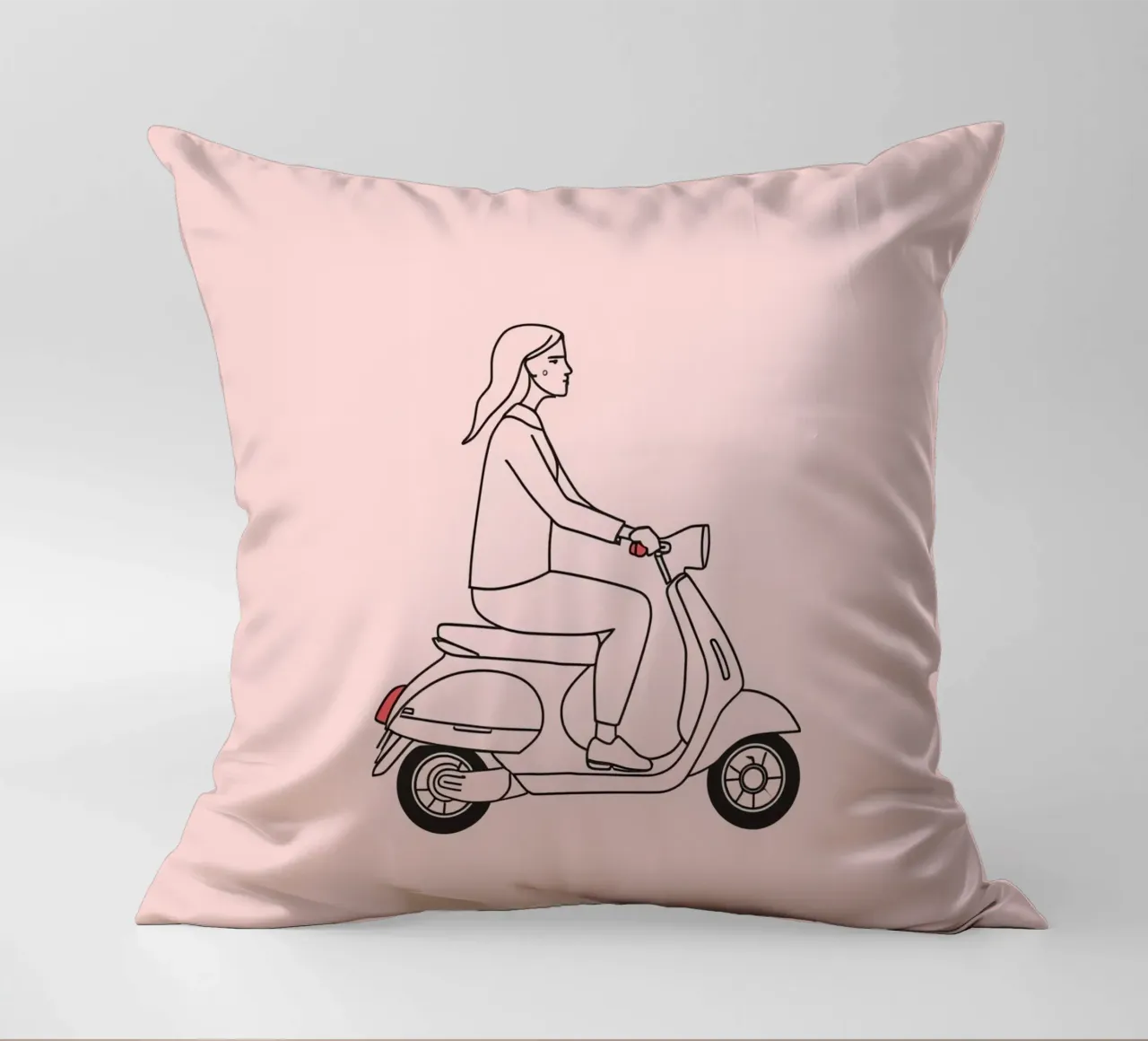 Donna in scooter in un'area urbana cuscino da DesignDoodle