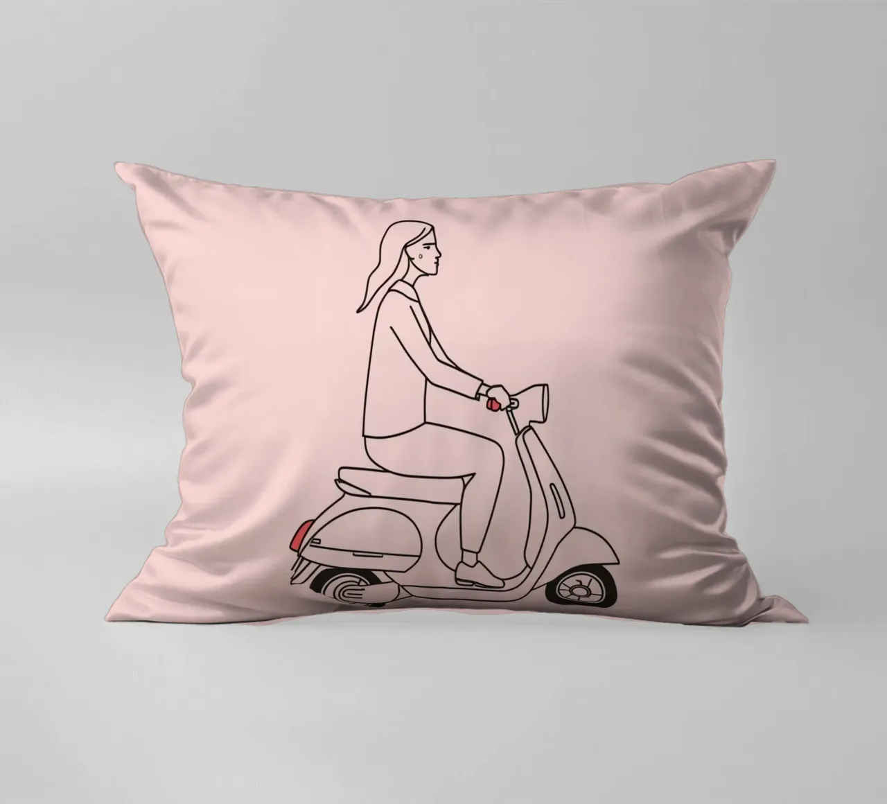 Donna in scooter in un'area urbana cuscino da DesignDoodle