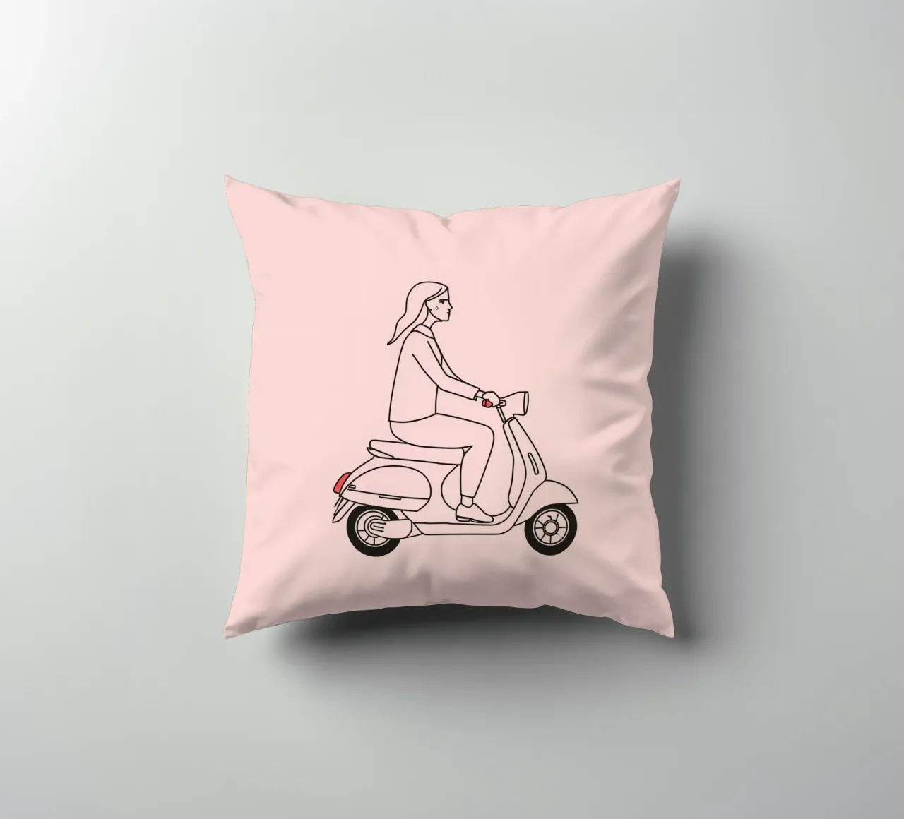 Donna in scooter in un'area urbana cuscino da DesignDoodle