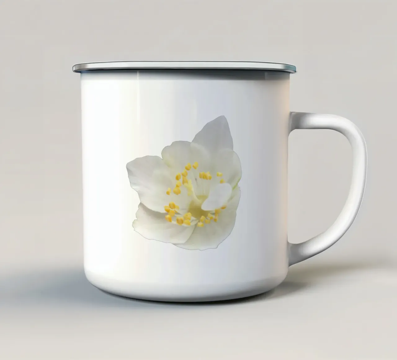 Fiore macro tazza in smalto da Bold Blooms
