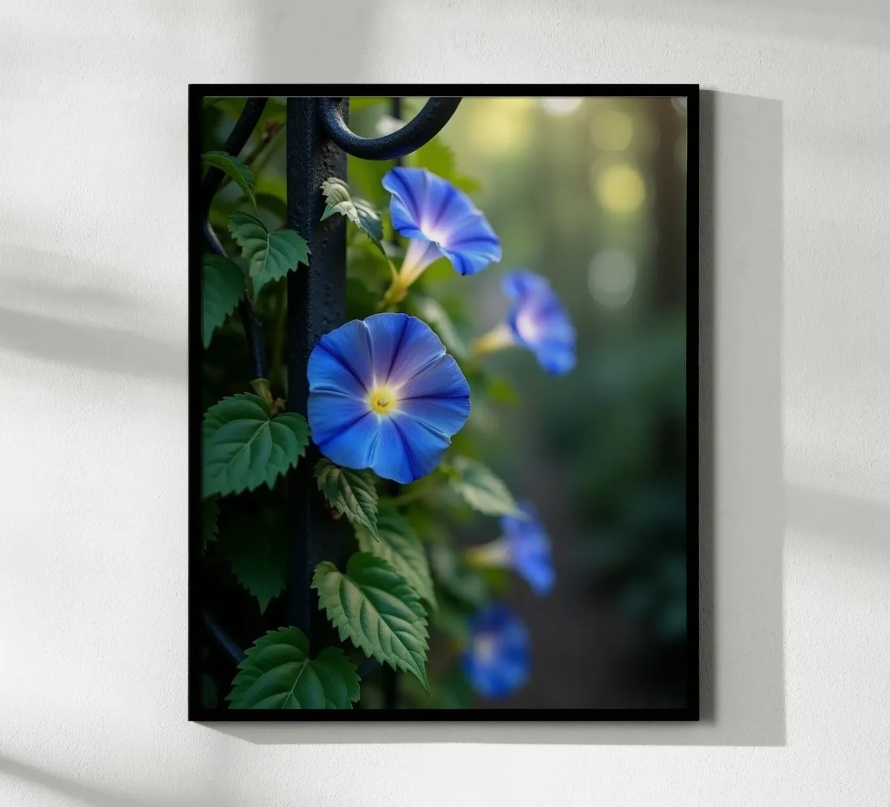 Geheime Botanik Poster mit Aluminium Rahmen von Bold Blooms