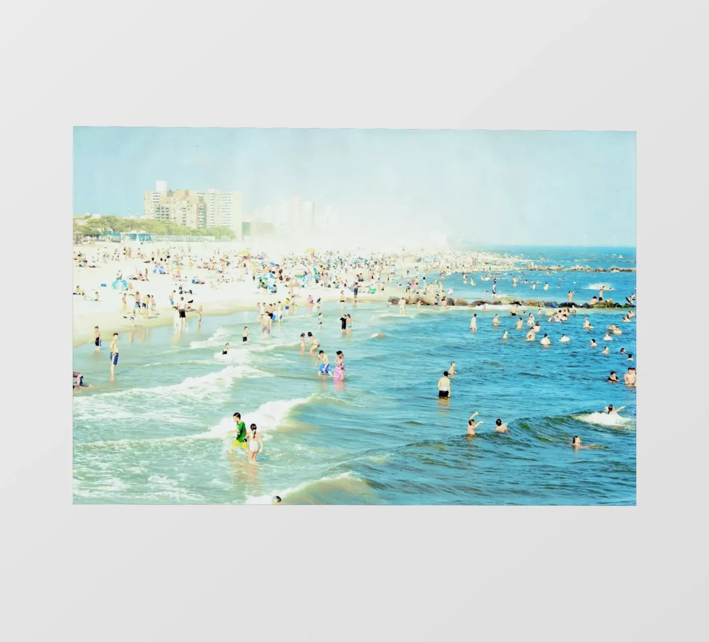 Peeps Dips pellicola backlit da Mina Teslaru