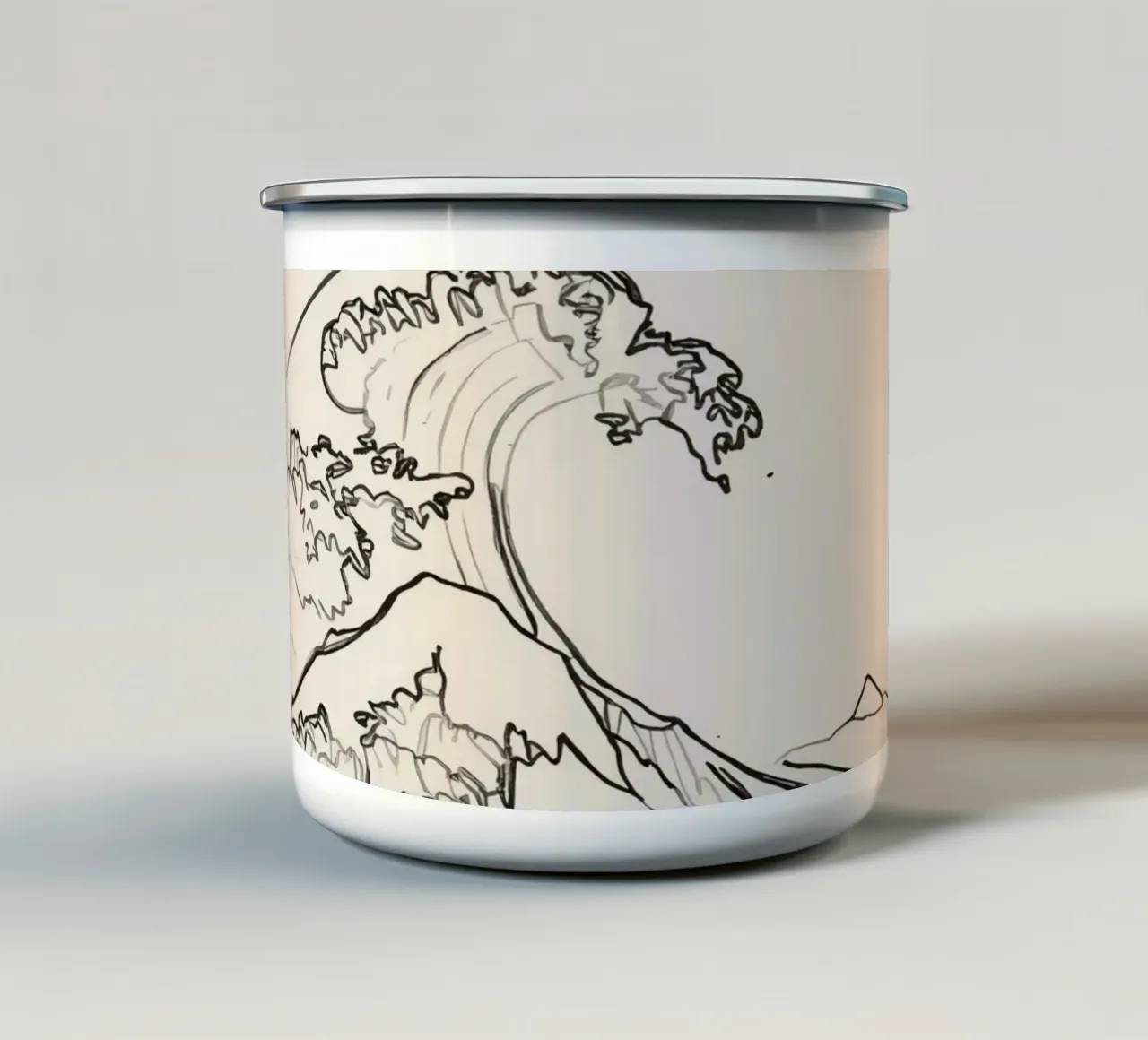 Des vagues majestueuses s'élèvent avec une énergie dynamique au-dessus des rivages tranquilles. mug en émail de DesignDoodle