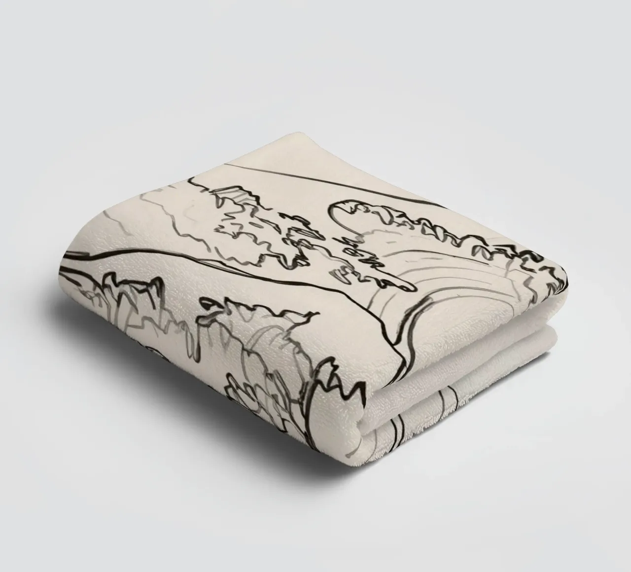 Des vagues majestueuses s'élèvent avec une énergie dynamique au-dessus des rivages tranquilles. serviette de bain de DesignDoodle